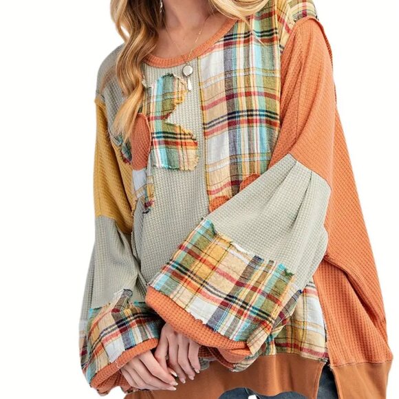 Postcard Loose Fit Floral & Plaid Patchwork Sweatshirt Pullover - Picture 6 of 6